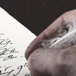 unifrei - Hand mit Schreibfeder - Gender-Diskurs